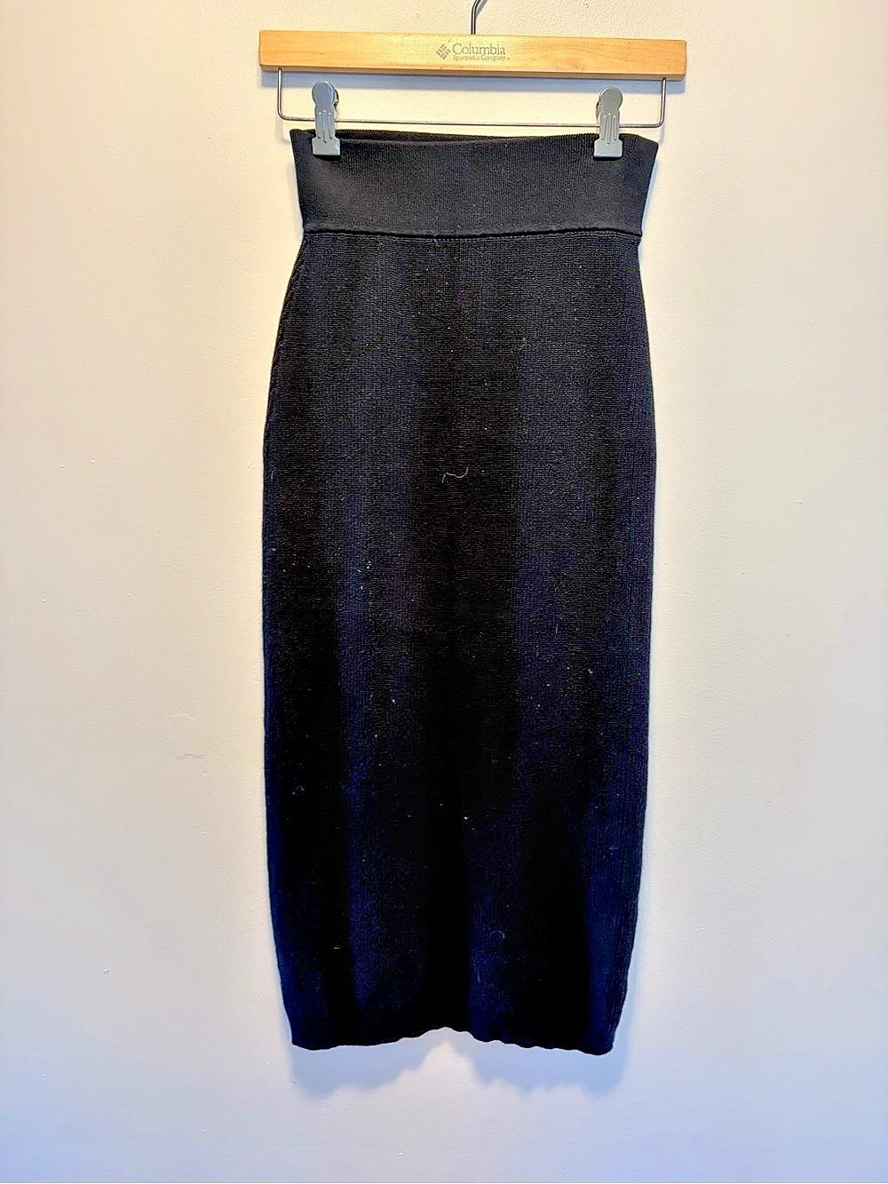 Wilfred Free Ribbed Midi Skirt Size Medium in Black